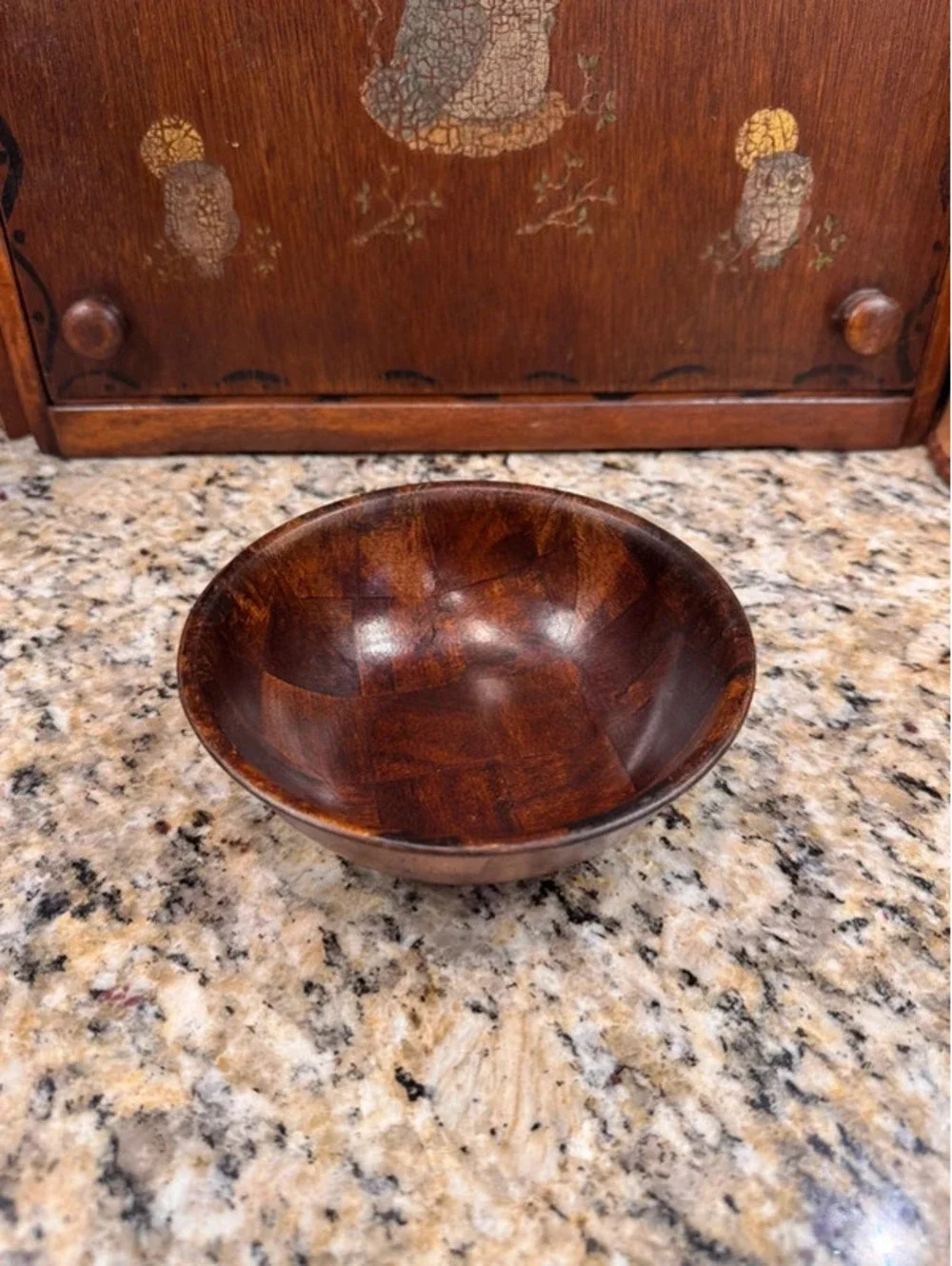 Wood decorative bowl